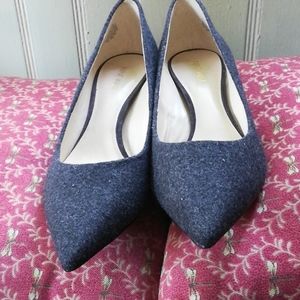 NWOT Nine West Fabric Covered Pumps